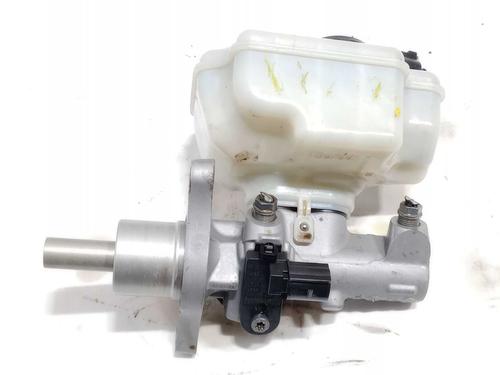 brake-master-cylinder-vw-golf-vi-5k1-2008-2009-2010-2011-2012-2013-2014-24416105 main image