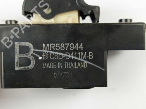 Left rear window switch MITSUBISHI LANCER VIII (CY_A, CZ_A) EVO X (CZ4A) | BP28378933I29 - Image 3