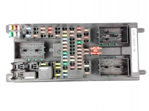 Used Fuse box Fuse box LAND ROVER RANGE ROVER EVOQUE (L538) 2.0 D (150 hp) 20699301 20699301
