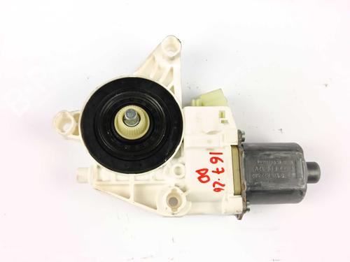 Used Right front window motor Right front window motor MERCEDES-BENZ E-CLASS (W212) E 250 CDI / BlueTEC (212.003, 212.004) (204 hp) 34634592 34634592
