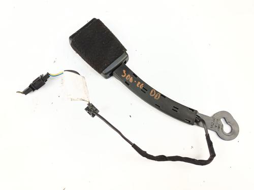 Used Seat buckle Seat buckle AUDI A3 Limousine (8VS, 8VM) 1.6 TDI (105 hp) 34538884 34538884