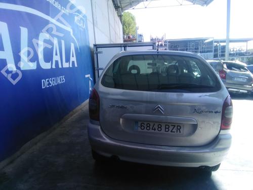 Right headlight CITROËN XSARA PICASSO (N68) 2.0 HDi | BP15399140C29 
