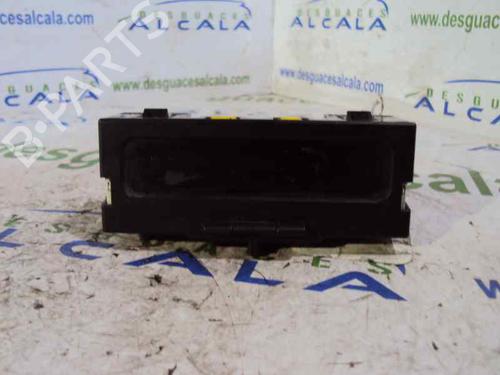 Used Display monitor RENAULT CLIO II (BB_, CB_) [1998-2016]  14352714