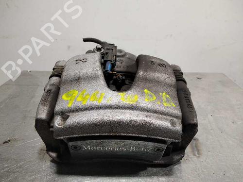 Used Right front brake caliper Right front brake caliper MERCEDES-BENZ CLA (C118) CLA 180 (118.384) (136 hp) 11563439 11563439