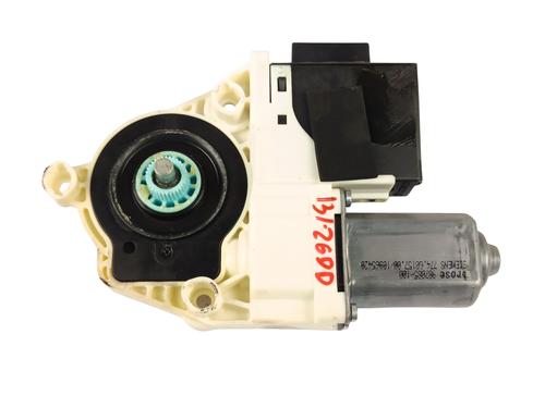 Used Right front window motor Right front window motor SEAT IBIZA III (6L1) 1.9 SDI (64 hp) 33027952 33027952