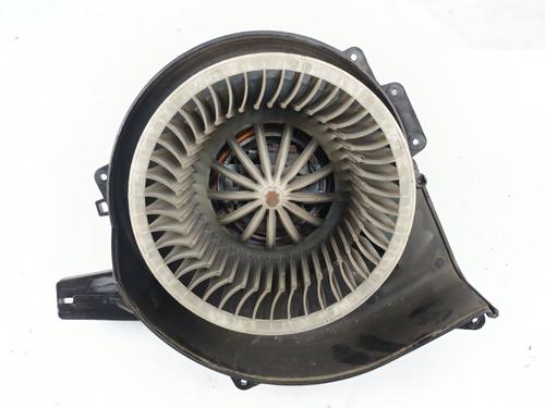 Used Heater blower motor VW POLO V (6R1, 6C1) 1.6 TDI (90 hp) 30696987