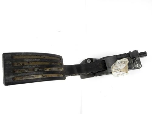 Used Pedal Pedal FORD FOCUS III 1.5 TDCi (120 hp) 13357860 13357860