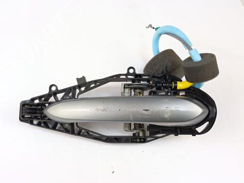 Used Front right exterior door handle Front right exterior door handle BMW 3 (G20, G80, G28) M3 Competition (510 hp) 33288697 33288697