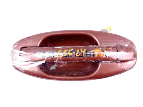rear-left-exterior-door-handle-hyundai-santa-fe-i-sm-2000-2001-2002-2003-2004-2005-2006-29285339 main image