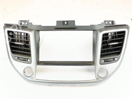 Used Air vent HYUNDAI TUCSON (TL, TLE) 1.7 CRDi (116 hp) 30384007