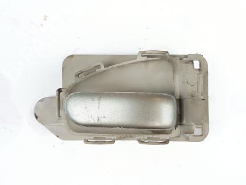 Poignée intérieure avant droite CITROËN XSARA PICASSO (N68) 1.6 HDi (90 hp) 27376149