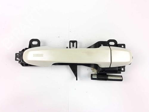 front-right-exterior-door-handle-toyota-c-hr-_x1_-2016-32001339 main image