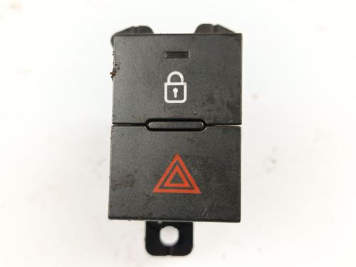 Used Warning switch HYUNDAI BAYON (BC3) 1.2 MPI (84 hp) 29630060