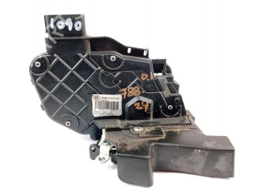 Used Front left lock LAND ROVER FREELANDER 2 (L359) 2.2 TD4 4x4 (160 hp) 22740855