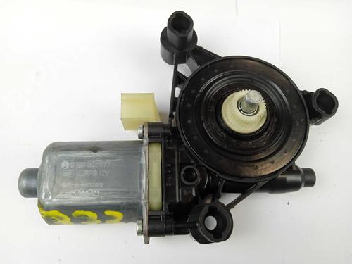 Used Right front window motor Right front window motor 13744338 13744338
