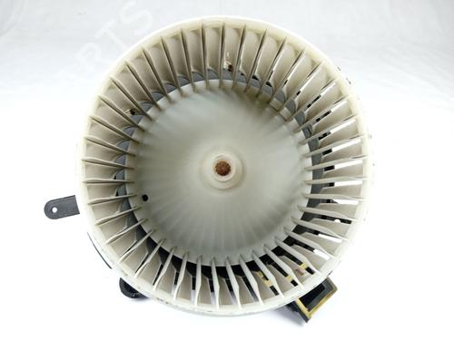 Heater blower motor PEUGEOT 3008 II SUV (MC_, MR_, MJ_, M4_) 1.5 BlueHDi 130 | BP14923535M62 