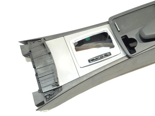 Armrest / Center console MERCEDES-BENZ C-CLASS (W204) C 200 CDI (204.001) | BP18411293I20 