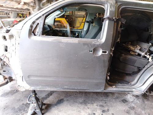 Used Left front door NISSAN PATHFINDER III (R51) 2.5 dCi 4WD (174 hp) 18484781
