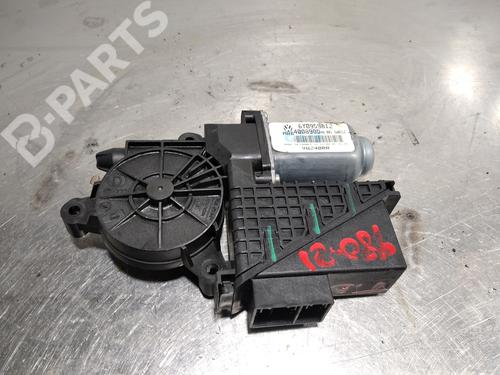 Rudehejsemotor bagstkærm højre VW POLO (9N_, 9A_) 1.4 TDI (70 hp) 9982919
