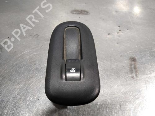 Used Right front window switch Right front window switch RENAULT MASTER III Van (FV) 2.3 dCi 125 FWD (FV0C, FV0D, FV0G, FV0H, FV0J, FV0K,... (125 hp) 10027185 10027185