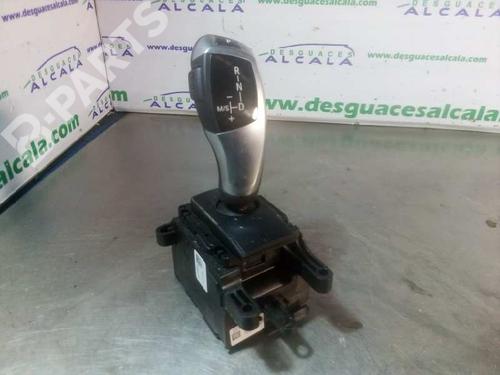Used Gear lever BMW 5 (F10) 520 d (184 hp) 10143644