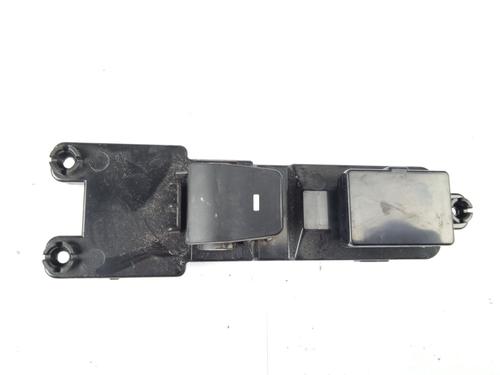 Used Right rear window switch HYUNDAI TUCSON (TL, TLE) 1.7 CRDi (116 hp) 16723817