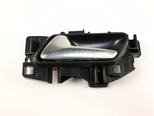 Used Front left interior door handle Front left interior door handle 34137803 34137803