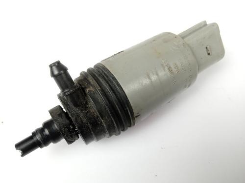 Used Washer pump BMW 5 (E60) 520 d (177 hp) 14350773