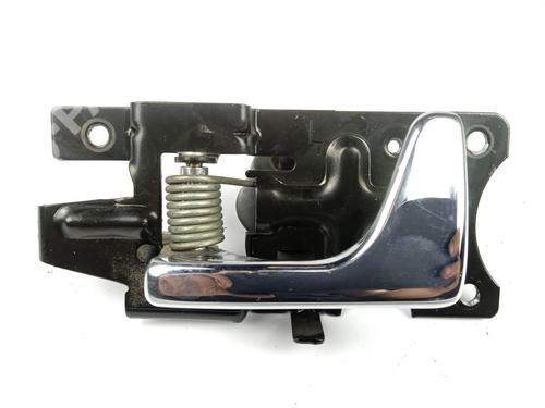 Türgriff hinten links innen für LAND ROVER DISCOVERY II (L318) 2.5 Td5 4x4 (139 hp) 10518921