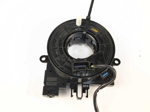 squib-airbag-nissan-juke-f16_-2019-36887258 main image