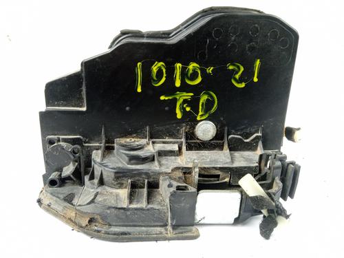 Cerradura puerta trasera derecha BMW 1 (F20) 118 d (150 hp) 13745050