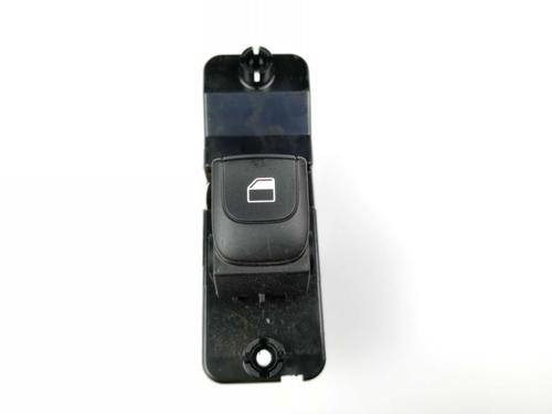 Used Left rear window switch Left rear window switch KIA STONIC (YB) 1.0 T-GDi (120 hp) 19681252 19681252