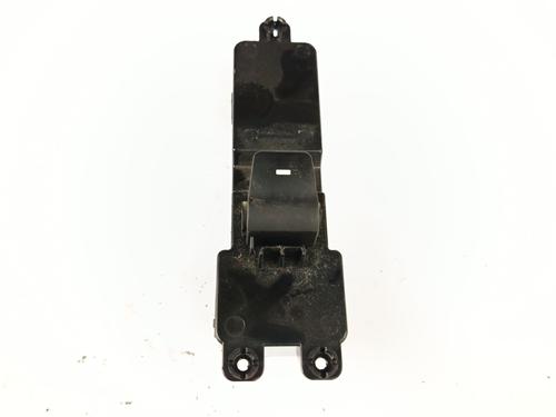 Used Right front window switch HYUNDAI TUCSON (TL, TLE) 1.7 CRDi (116 hp) 30383974