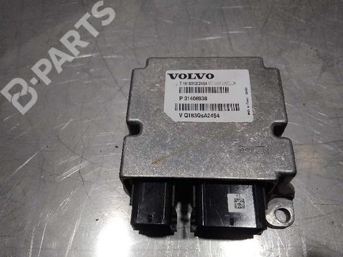 Used ECU airbags VOLVO V40 Hatchback (525) D3 (150 hp) 10752298
