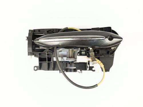 Used Front left exterior door handle Front left exterior door handle BMW 5 (F10) 530 d (245 hp) 34449305 34449305