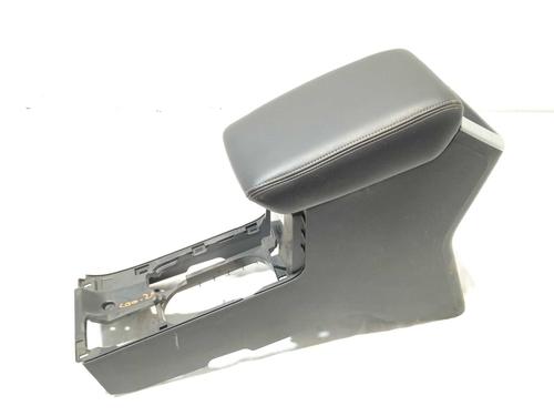 Used Armrest / Center console Armrest / Center console 17694643 17694643