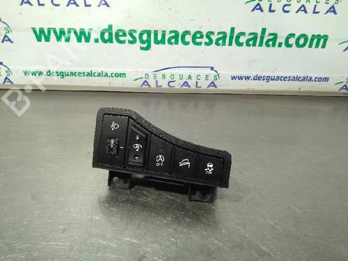 Used Switch KIA SPORTAGE IV (QL, QLE) [2015-2022]  14353500