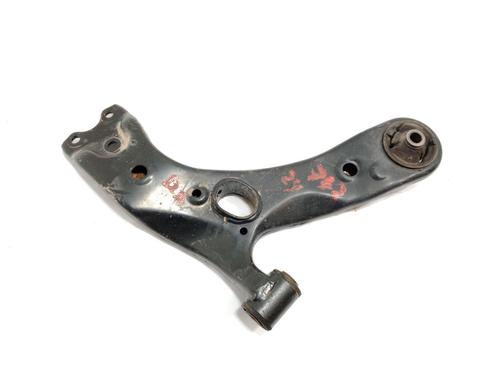Used Right front suspension arm TOYOTA AURIS (_E18_) 1.8 Hybrid (ZWE186_, ZWE186R) (136 hp) 21779482