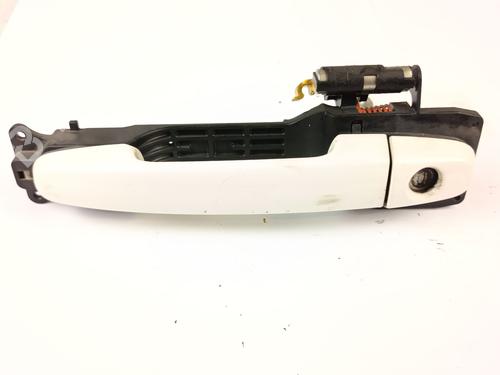 Used Front left exterior door handle TOYOTA AURIS (_E15_) 1.4 D-4D (NDE150_, NDE150R) (90 hp) 28515043