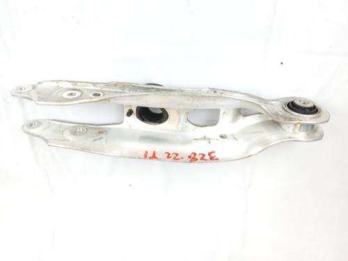 Braço suspensão trás esquerdo AUDI A5 (F53, F5P) [2016-2024]  10751391