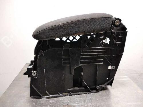 Used Armrest / Center console Armrest / Center console VW GOLF VI (5K1) [2008-2014] 9980800 9980800