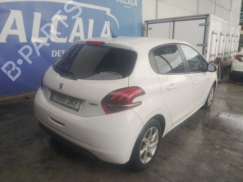 Display monitor PEUGEOT 208 I (CA_, CC_) 1.2 THP 110 | BP32092324C48 