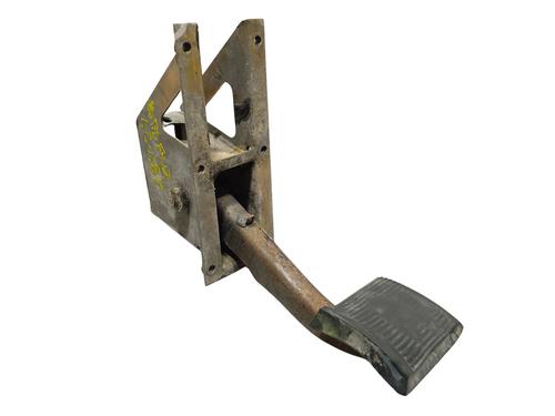 Used Clutch pedal LAND ROVER 88/109 MK IIA Closed Off-Road Vehicle 2.3 D 4x4 (63 hp) 22986929