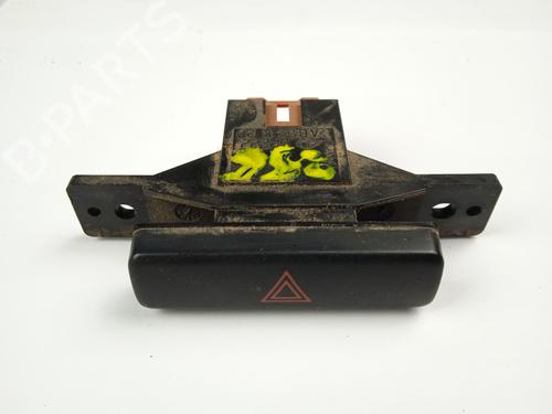 Used Warning switch SUZUKI GRAND VITARA II (JT, TE, TD) 1.9 DDiS (JB419WD, JB419XD) (129 hp) 14350366