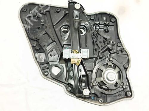 rear-right-window-mechanism-alfa-romeo-giulia-952_-2015-31638940 main image