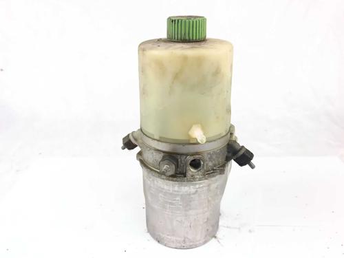 Used Steering pump Steering pump 30696986 30696986