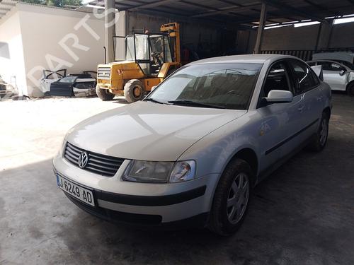 Right headlight VW PASSAT B5 (3B2) 1.9 TDI | BP34536257C29  - Image 9