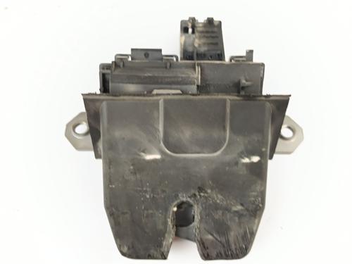 Used Tailgate lock LAND ROVER FREELANDER 2 (L359) 2.2 TD4 4x4 (160 hp) 28070785