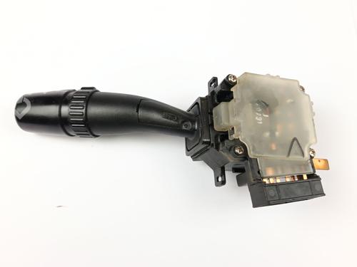 Commodo Essuie Glace / Phare HYUNDAI ACCENT II Saloon (LC) 1.5 CRDi | BP30260568I23