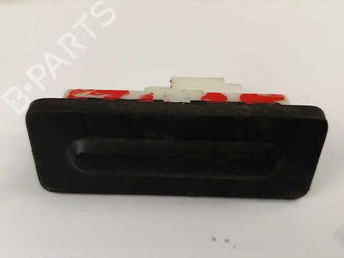 Used Switch Switch PEUGEOT 308 III (FB_, FH_, FP_, F3_, FM_) BlueHDi 130 (FBYHZL, FBYHZT) (131 hp) 27335026 27335026
